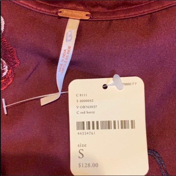 Free People Beautiful Dreams embroidered top Size small NWT FIRM - Picture 7 of 8
